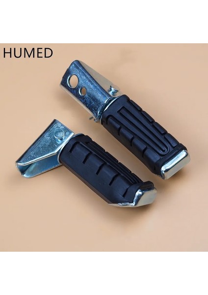 Arka Pedal Stili 1 Çift Motosiklet Ön Ayak Dayanağı ve Motosiklet Arka Pedalı GN125GS150 Için Motosiklet Aksesuarları Motosiklet Pedalı (Yurt Dışından)