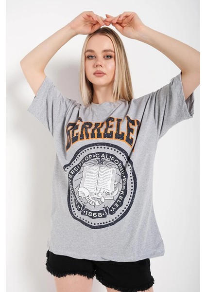 Gri Oversize Berkeley Baskılı T-Shirt