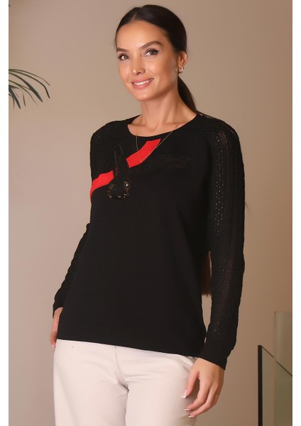 Pul Işlemeli Bisiklet Yaka Siyah Kadın Kazak 00629-2K4
