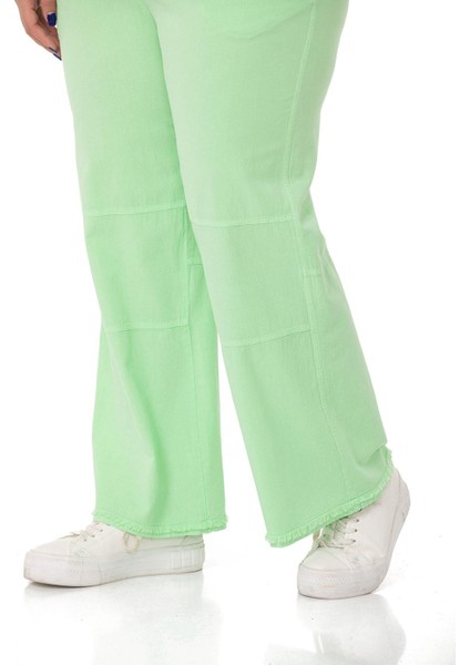 Büyük Beden Paçası Püsküllü Dizi Dikiş Detaylı Cepli Yeşil Pantolon indirimleri