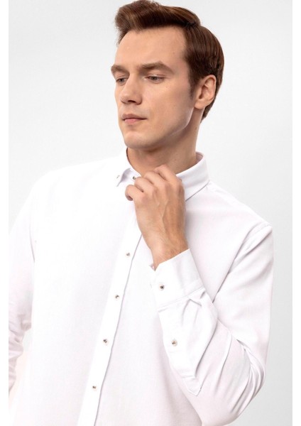 Köşeli Manşet Slim Kalıp Armürlü Gömlek fırsatları