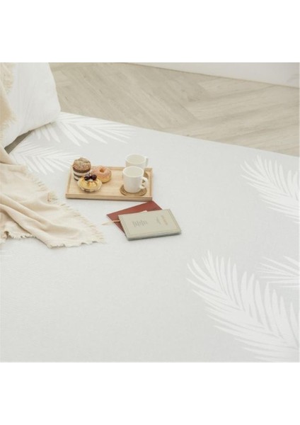 Comflor Charming Night Oyun Matı ve Halısı indirimleri