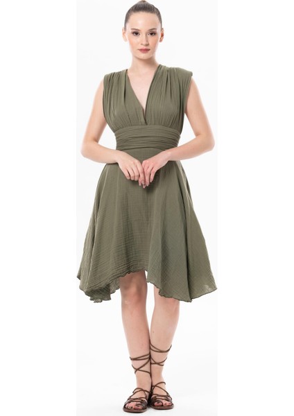 Kolsuz Sırt Detaylı V Yaka Laodikya Mini Yazlık Müslin Elbise Haki Hk
