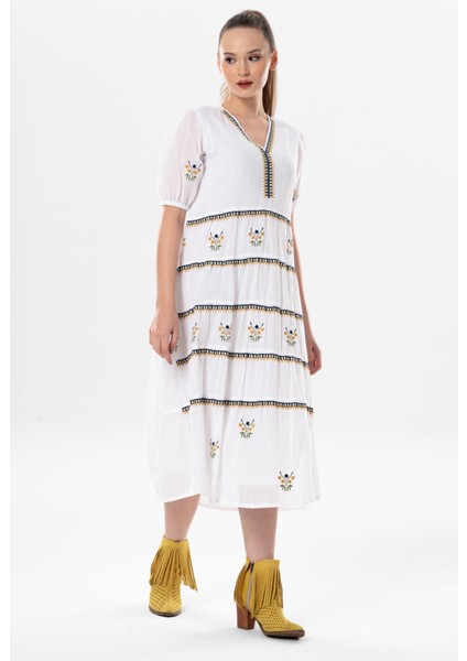 Kısa Kol Vual Nakışlı V Yaka Reyhan Uzun Yazlık Otantik Elbise Beyaz Byz indirimleri
