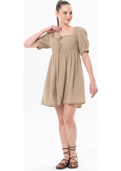 Kısa Kol Lara Kare Yaka Bağlama Detaylı Yazlık Müslin Elbise Vizon Vzn fırsatları