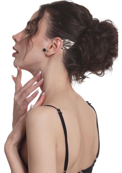 Kadın Gümüş Renk Lak Kaplama Taşlı Yaprak Stilizesi Sol Kulak Earcuff & Kıkırdak Küpe