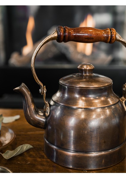 Bakır Demlik Modern Model Ahşamp Kulp Oksit Renk