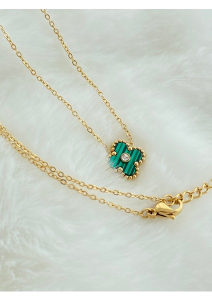 Yeşil Motif Taşlı Yonca Gold Çelik Kolye