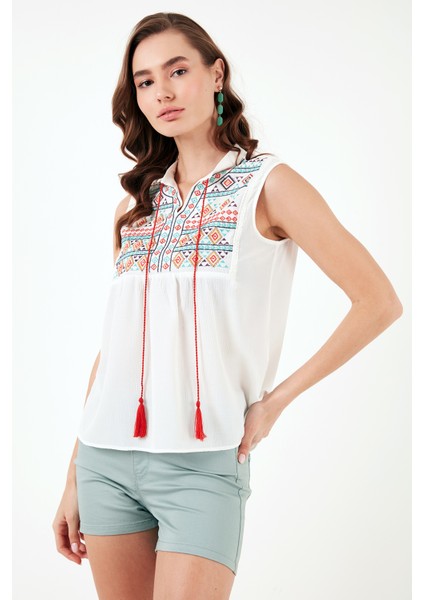 Pamuklu Regular Fit Nakış Işlemeli Bluz Kadın Bluz 611BZ0249