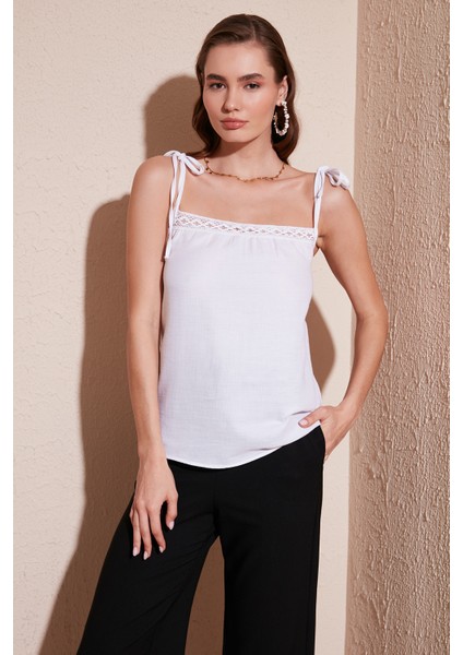 Pamuklu Regular Fit Ip Askılı Bluz Kadın Bluz 611BZ0299 fiyatları