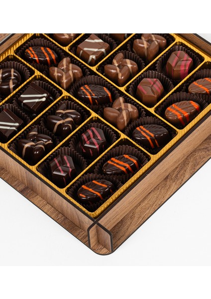 Kişiye Özel Ahşap Kutulu ve Kişiye Özel Nişan-Söz Çikolatası 40 Adet fırsatları
