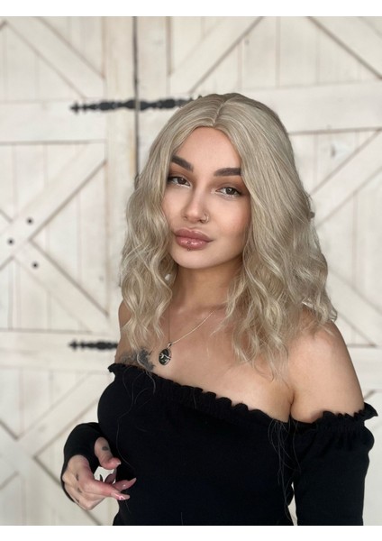 Gerçek Saç Dokusunda Kemoterapi Sürecinde Uygun Medikal Kaliteli Peruk Suzan Peruk 2024904524B613 fiyatları