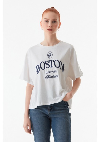 Boston Nakışlı Oversize Tişört