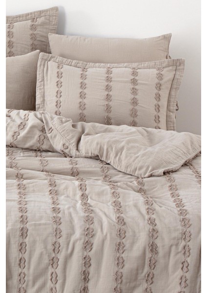 Sima Battal Boy Nevresim Takımı Organik Pamuk Müslin Brodeli Bej 240x220 cm fiyatları