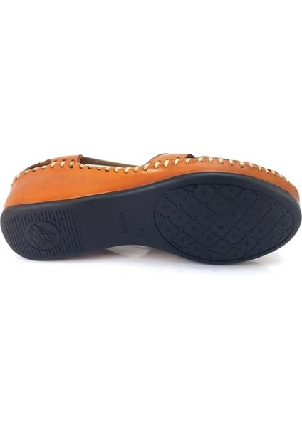 18793056 Kadın Deri Lastikli Feta Topuk Kapalı Sandalet fırsatları