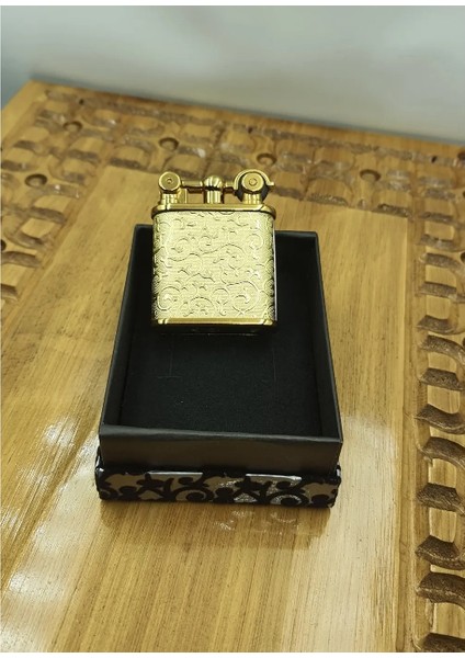 Kabartma Motifli Şık Desenli Kaliteli Gazlı Gold Renk Çakmak modelleri