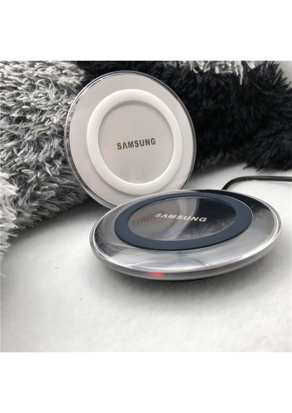 Orijinal Samsung Kablosuz Şarj Cihazı Qı Şarj Pedi Galaxy S10 S8 S9 Artı S7 S6 S20 S21 Ultra Not 20 Ultra/10/9/8/5 EP-PG920I (Yurt Dışından) modelleri
