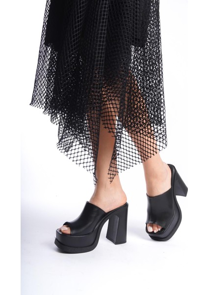 Kadın Marci Siyah Geniş Bantlı (12 cm ) Platform Topuklu Terlik modelleri
