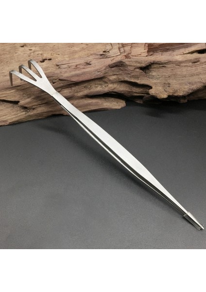 Bahçecilik Kök Tırmığı Işgücü Tasarrufu Sağlayan Çok Amaçlı 3 Uçlu Kök Tırmığı Bahçecilik Aleti (Yurt Dışından) indirimleri