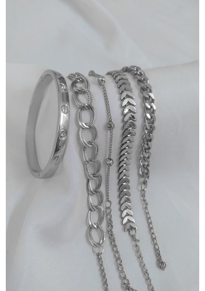 Gümüş Kaplama Kadın Lüks Trend Kartier Kombin Bileklik - 2909