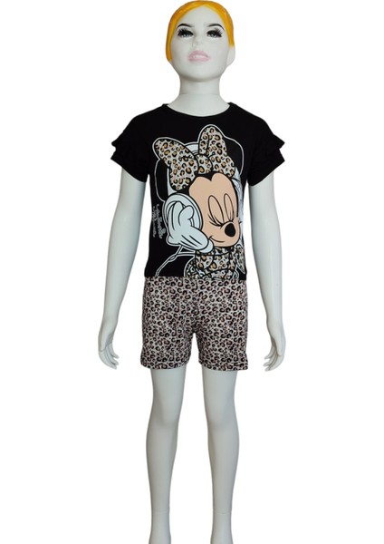 Yazlık Leopar Desenli Minnie Mouse Baskılı Şort T-Shirt Takım