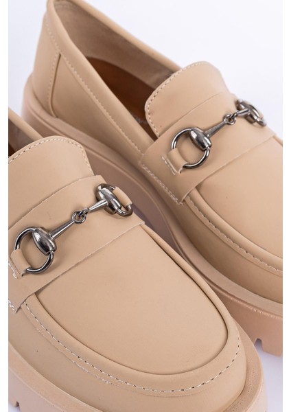 Verner Tokalı Ekru Kadın Loafer Ayakkabı