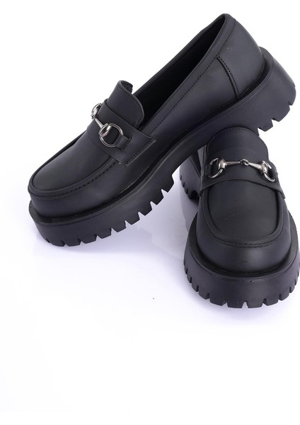 Verner Tokalı Siyah Kadın Loafer Ayakkabı
