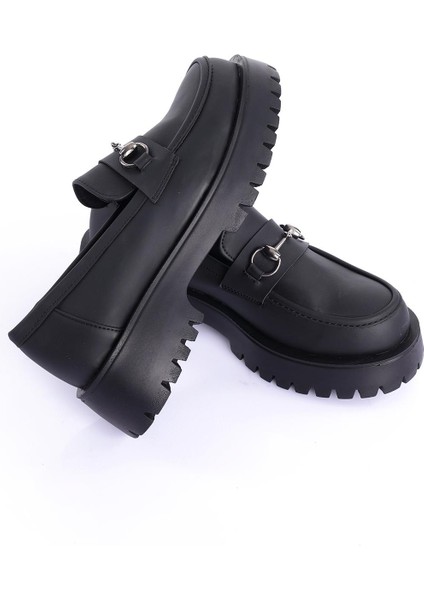Verner Tokalı Siyah Kadın Loafer Ayakkabı