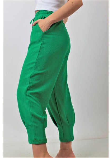 Kadın Yeşil Pileli Paça Pantolon modelleri
