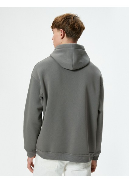 Oversize Kapşonlu Sweatshirt Dikiş Detaylı Uzun Kollu fırsatları