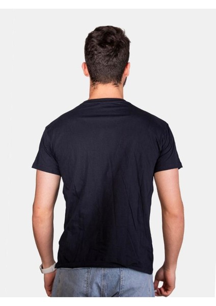 Unisex %100 Pamuk Standart Kesim Sıfır Yaka Kısa Kollu Kırmızı T-Shirt modelleri