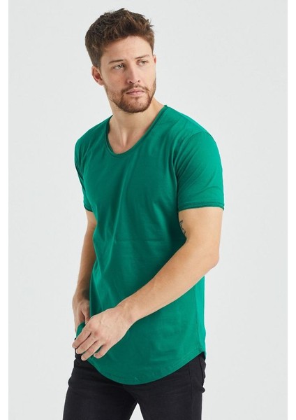 Erkek Kırmızı Oval Etek Geniş Yaka %100 Pamuk Kısa Kollu T-Shirt