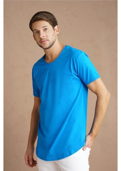 Erkek Kırmızı Oval Etek Geniş Yaka %100 Pamuk Kısa Kollu T-Shirt