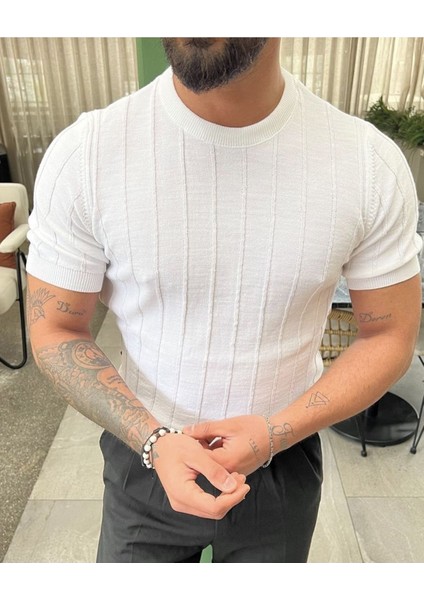 Beyaz Erkek Yuvarlak Yaka Örme T-Shirt fiyatları