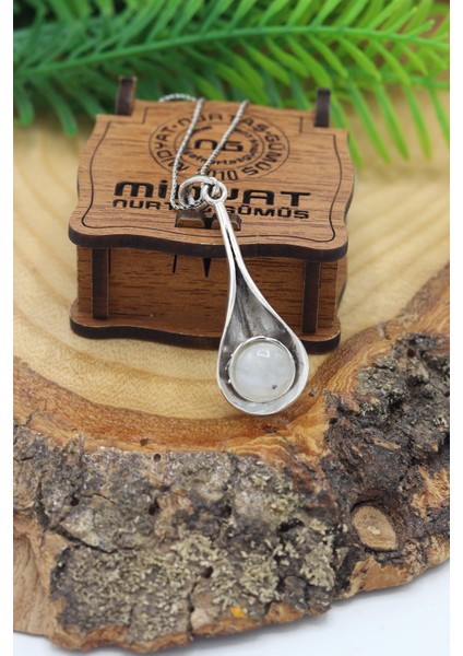 Ay Taşı Kadın Gümüş Otantik Kolye 201022874 fiyatları