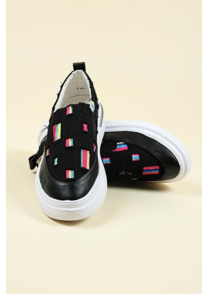 Renk Detaylı Kot Sneakers Siyah
