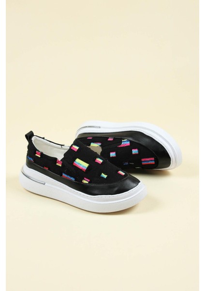 Renk Detaylı Kot Sneakers Siyah modelleri