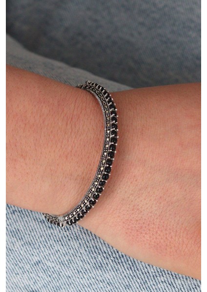 Oniks ve Markazit Taşlı Kadın Gümüş Bilezik 201022830 fiyatları