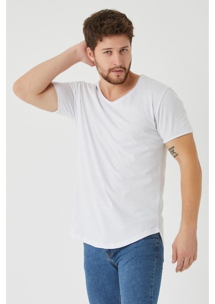 Erkek Kırmızı Oval Etek Geniş Yaka %100 Pamuk Kısa Kollu T-Shirt