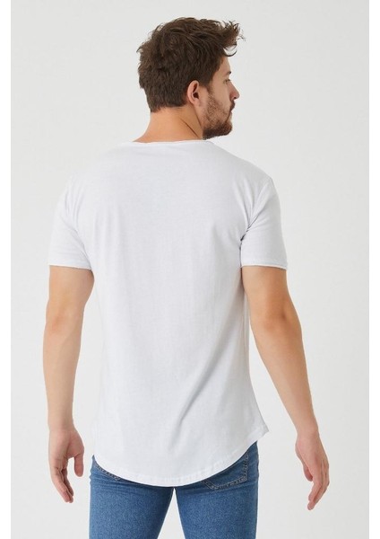 Erkek Kırmızı Oval Etek Geniş Yaka %100 Pamuk Kısa Kollu T-Shirt