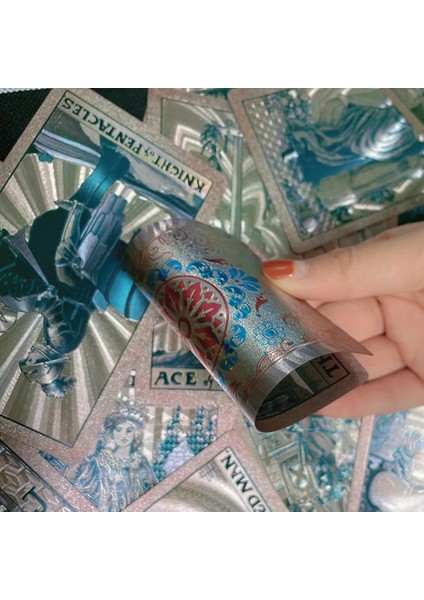 Renkli Stil Hediye Kutusu Lüks Set Altın Folyo Tarot Kartı Sıcak Damgalama Pvc Su Geçirmez Aşınmaya Dayanıklı Masa Oyunu Solitaire Kehanet Satranç (Yurt Dışından) indirimleri