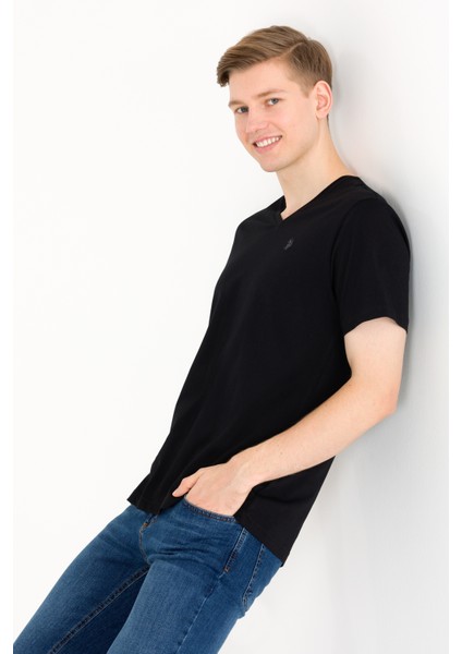 Erkek Siyah Basic T-Shirt 50263203-VR046