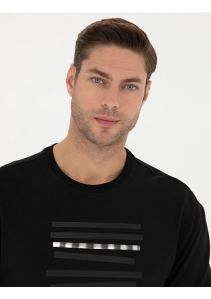 Erkek Siyah Regular Fit Sweatshirt 50273325-VR046