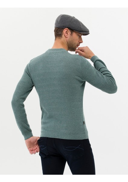 Erkek Yeşil Slim Fit Bisiklet Yaka Triko Kazak 50260296-VR054 indirimleri