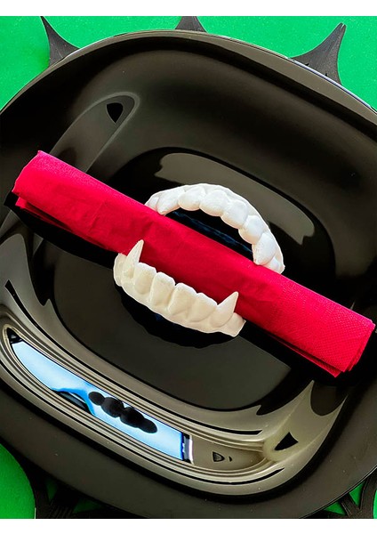 Vampir Dişi Figürlü Peçete Halkası 2'li - Drakula Softa Dekoru - Bioplastik