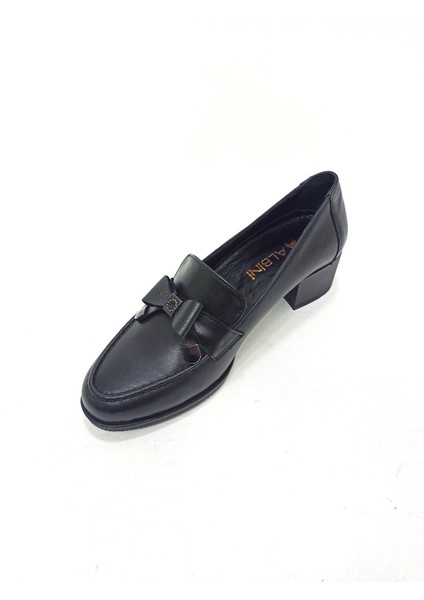 Siyah Deri Kadın Ayakkabı modelleri