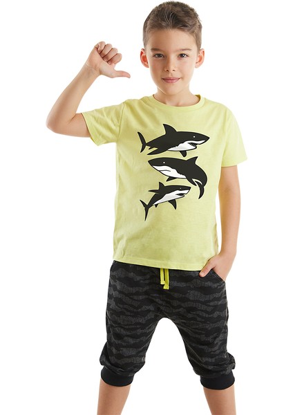Sharks Erkek Çocuk T-Shirt Kapri Şort Takım