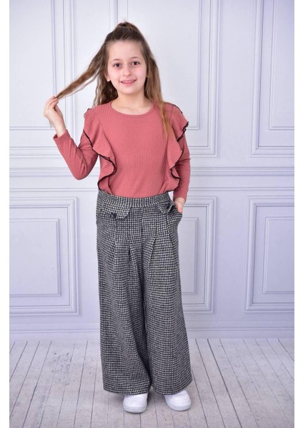 Ekose Pantolonlu Kız Çocuk Kolları Fırfırlı Alt Üst Takım