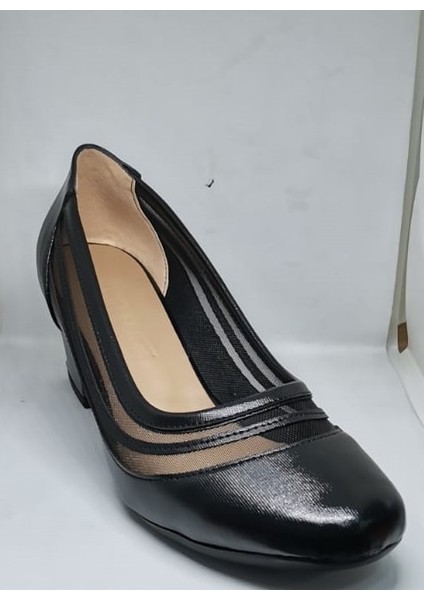8608 Kadın Kalın Topuklu Klasik Ayakkabı Siyah