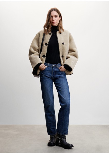 Aplikeli Kürk Görünümlü Palto fırsatları